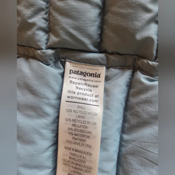 Patagonia Women’s Down Sweater Hoody – Size XS - Picture 4 of 7